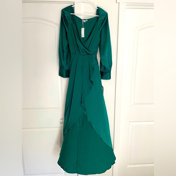 Women’s Baltic Born dress - Picture 1 of 5